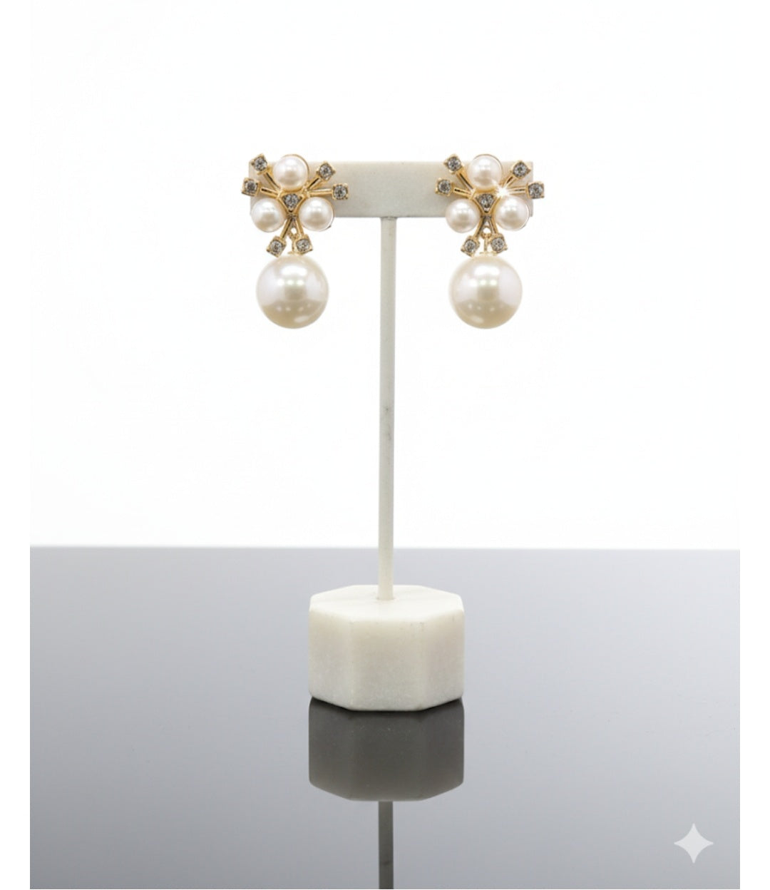 STARLICK DESIGN EARRING  BY EARRING