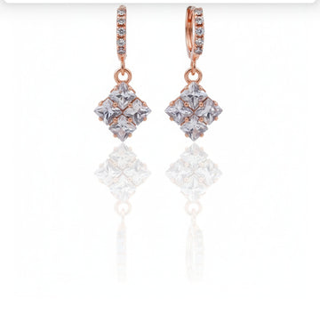 DIAMOND SHAPE DROP EARRING SILVER ULTRA SHINE