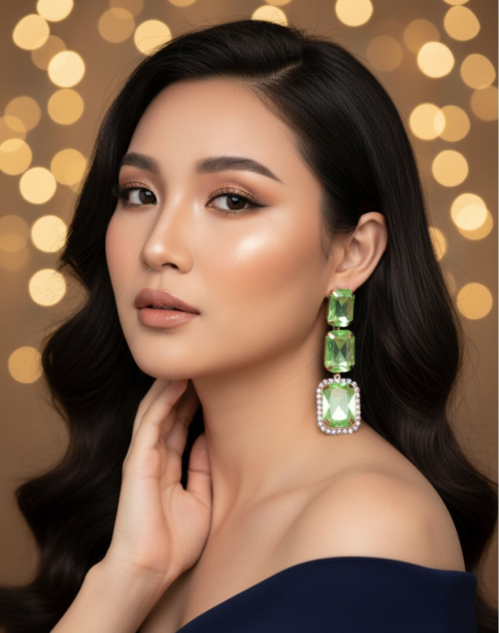 GREEN QUEEN DROPPING GREEN MINT  EARRING ]